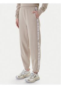 EA7 Emporio Armani Dres 7W001157 AF12501 U6225 Beżowy Regular Fit. Kolor: beżowy. Materiał: syntetyk #3