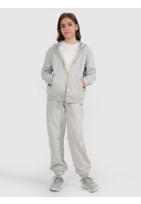 4f - 4F Bluza dresowa rozpinana z kapturem dziewczęca - szara 134 (8-9 lat). Okazja: na co dzień. Typ kołnierza: kaptur. Kolor: szary. Materiał: dresówka. Wzór: gładki, ze splotem. Sezon: lato. Styl: casual, sportowy #2