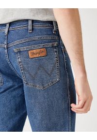 Wrangler - MĘSKIE SPODNIE JEANSOWE WRANGLER TEXAS SLIM STONEWASH W12S33010 112141144