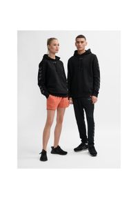 Hoodie Hummel hmlLEGACY. Typ kołnierza: kaptur. Kolor: czarny. Materiał: bawełna. Sport: fitness #1
