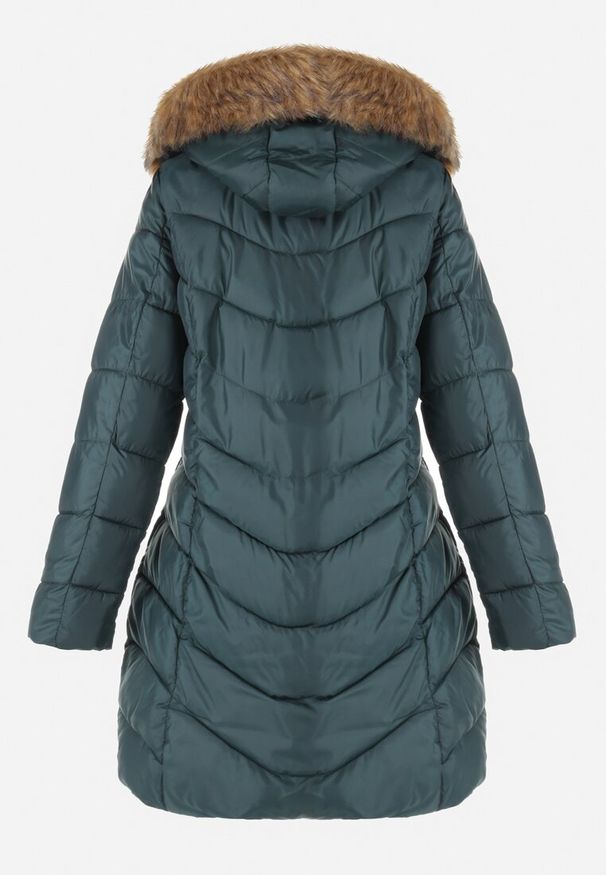 Born2be - Ciemnozielona Kurtka Dwustronna z Kapturem Fiya. Okazja: na co dzień. Typ kołnierza: kaptur. Kolor: zielony. Materiał: jeans, futro. Wzór: kratka, aplikacja, gładki. Sezon: zima, jesień. Styl: klasyczny, casual