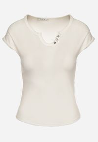 Born2be - Biały T-shirt o Dopasowanym Kroju z Wycięciem i Guzikami przy Dekolcie Ballirea. Okazja: na co dzień. Kolor: biały. Materiał: jeans. Wzór: aplikacja. Styl: casual, elegancki #4