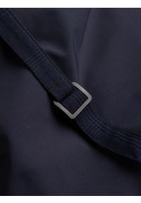 Ombre Clothing - Kamizelka męska bez klap w delikatną kratę - granatowa V1 OM-BLZV-0123 - XXL. Kolor: niebieski. Materiał: elastan, poliester, materiał. Wzór: gładki