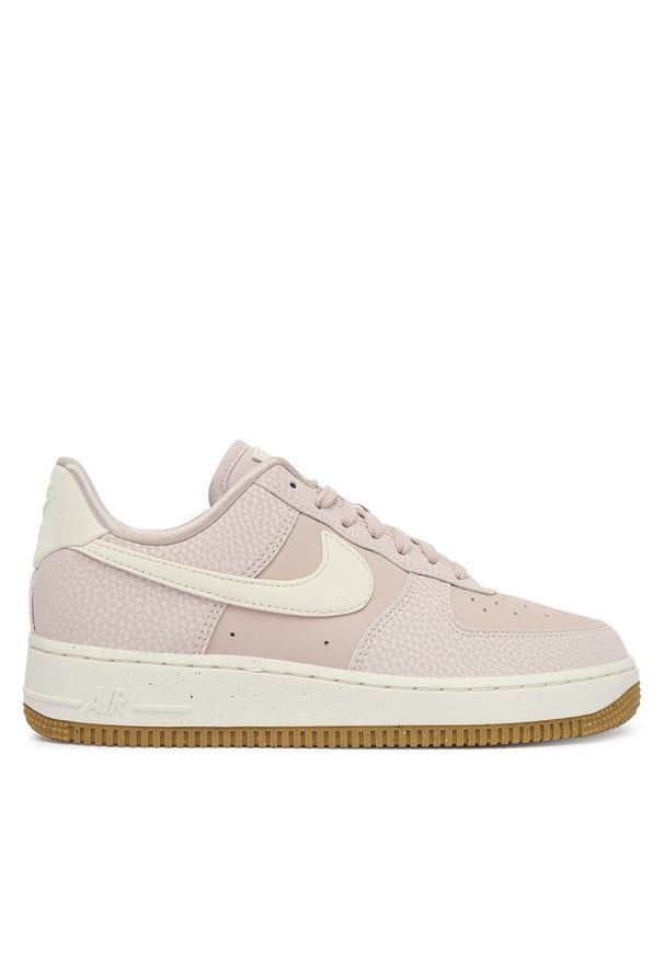 Sneakersy Nike. Kolor: fioletowy. Model: Nike Air Force