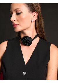 Sinsay - Choker - czarny. Materiał: srebrne. Kolor: czarny. Wzór: kwiaty #1