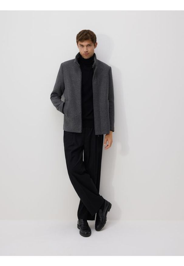 Reserved - Płaszcz z wełną - ciemnoszary. Kolor: szary. Materiał: wełna