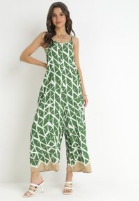 Born2be - Zielony Wzorzysty Kombinezon na Ramiączkach z Długimi Nogawkami z Wiskozy Jarie. Kolor: zielony. Materiał: wiskoza. Długość rękawa: na ramiączkach. Długość: długie. Wzór: geometria. Sezon: wiosna, lato #2