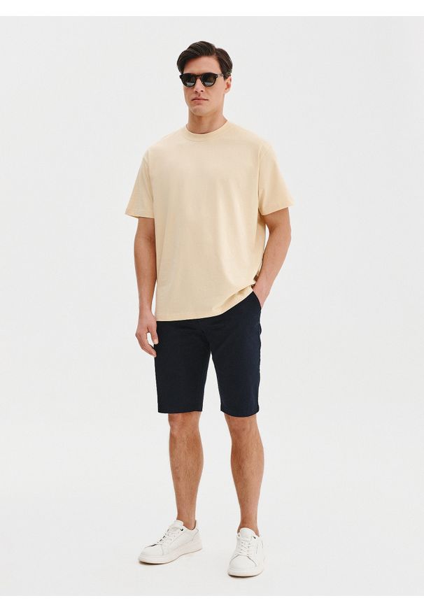 Pako Lorente - PAKO LORENTE – Beżowy t-shirt oversize. Okazja: na co dzień. Kolor: zielony, beżowy. Materiał: bawełna. Styl: casual