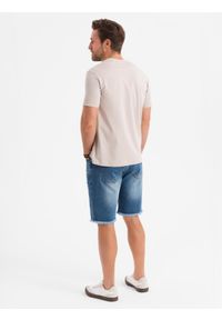 Ombre Clothing - Męskie krótkie spodenki jeansowe z przetarciami i dziurami – niebieskie V3 - Rozmiar: M. Okazja: na co dzień. Kolor: niebieski. Materiał: jeans. Długość: krótkie. Wzór: aplikacja. Sezon: lato. Styl: klasyczny, casual #6