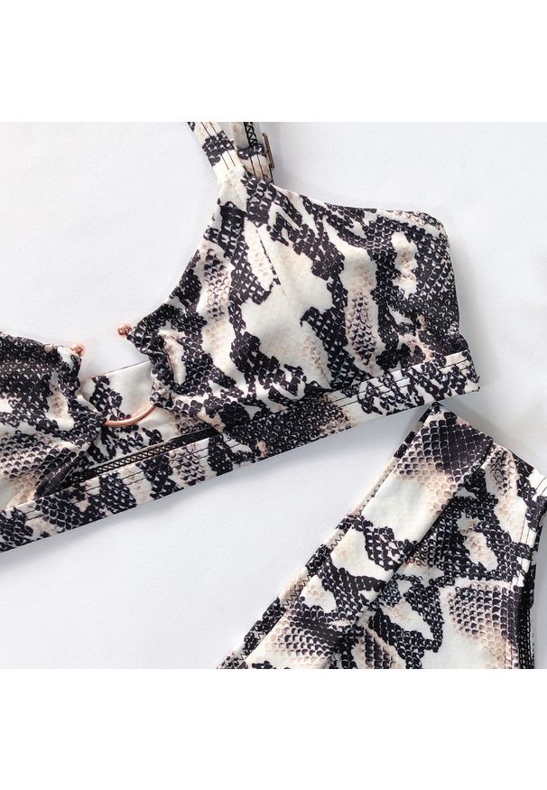 Intica - Strój kąpielowy dwuczęściowy z ozdobnym kółkiem na lato Antra. Materiał: materiał