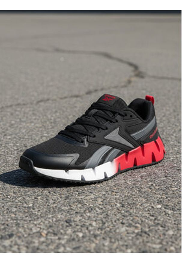 Reebok Sneakersy CEO-ZIG VECTOR AR30153M-BNR Czarny. Kolor: czarny. Materiał: materiał