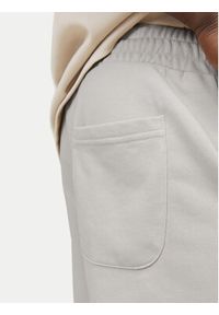 Jack & Jones Szorty sportowe Vesterbro 12252251 Beżowy Relaxed Fit. Kolor: beżowy. Materiał: syntetyk, bawełna. Styl: sportowy #8