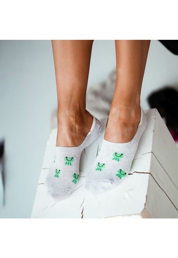 Milena - Szare mikrostopki damskie w żabki 1037. Kolor: szary. Materiał: poliamid, bawełna, elastan