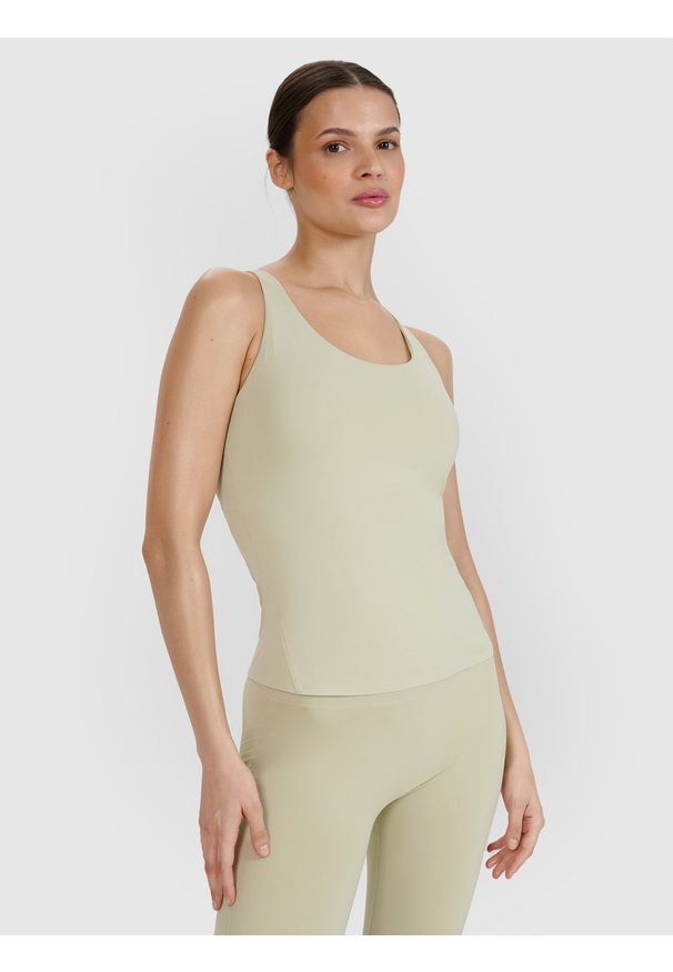 4f - 4F Top do jogi i pilatesu slim szybkoschnący damski - zielony L. Kolor: zielony. Materiał: dzianina, guma, włókno, syntetyk, materiał, elastan. Wzór: gładki, ze splotem, jednolity. Sport: joga i pilates
