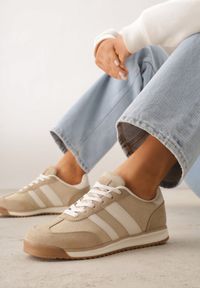 Born2be - Beżowe Sneakersy z Dwoma Paskami Evilirea. Nosek buta: okrągły. Zapięcie: pasek. Kolor: beżowy. Materiał: zamsz, skóra, materiał. Obcas: na obcasie. Wysokość obcasa: niski #6