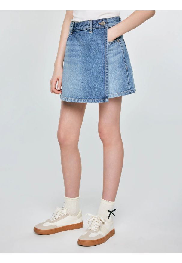 Big-Star - Spódnico-szorty dziewczęce jeansowe niebieskie Juni 466. Okazja: na co dzień. Kolor: niebieski. Materiał: jeans. Sezon: lato. Styl: elegancki, casual, vintage