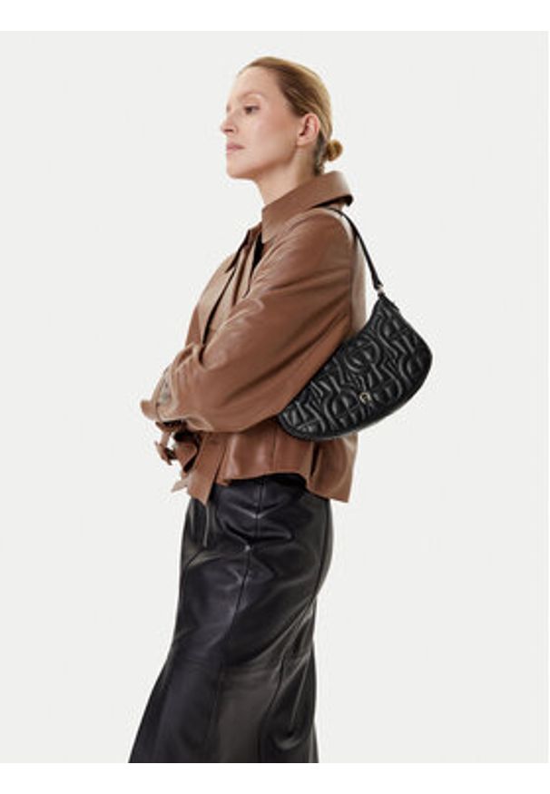 Aigner Torebka Diadora Xs 135041 Czarny. Kolor: czarny. Materiał: skórzane