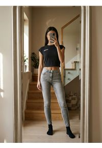 Sinsay - Jeansy skinny fit - szary. Kolor: szary #1