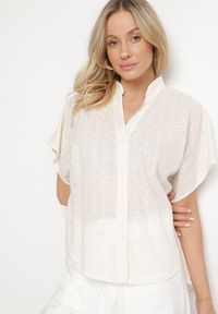 Born2be - Ciemnobeżowa Bawełniana Koszula z Ozdobnym Haftem Teladwena. Okazja: na co dzień. Kolor: beżowy. Materiał: bawełna. Wzór: haft. Styl: klasyczny, casual, elegancki #4