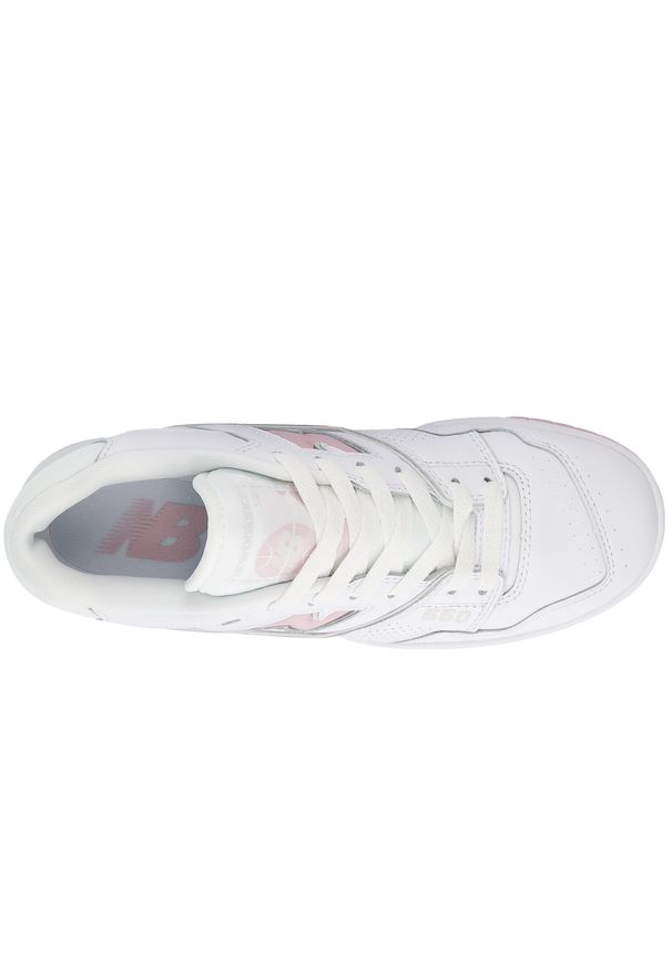 Buty damskie New Balance BBW550VC – białe. Okazja: na co dzień. Kolor: biały. Materiał: materiał, syntetyk, skóra. Szerokość cholewki: normalna