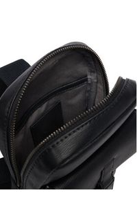 Calvin Klein Saszetka Emblem Hw Sling LV04D3507G Czarny. Kolor: czarny. Materiał: skóra #2