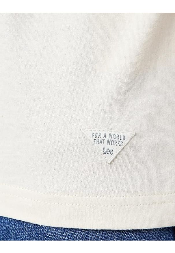 Lee - LEE SUSTAINABLE TEE REGULAR FIT MĘSKI T-SHIRT LOGO ECRU MELE L65UEC48 112116193