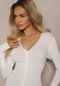 Renee - Biała Sukienka z Wiskozą na Guziki o Dopasowanym Kroju Vortilora. Okazja: na co dzień. Kolor: biały. Materiał: wiskoza. Typ sukienki: dopasowane. Styl: casual, elegancki