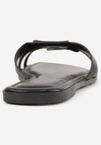 Born2be - Czarne Klapki z Cienkimi Paseczkami Helarah. Okazja: na co dzień, na spacer. Kolor: czarny. Styl: casual, klasyczny, elegancki #9