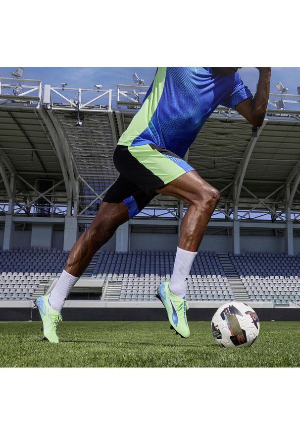 Puma - Buty piłkarskie ULTRA 5 CARBON FG PUMA Fizzy Apple White Bluemazing Yellow Blue. Zapięcie: sznurówki. Kolor: niebieski, wielokolorowy, biały, żółty. Sport: piłka nożna
