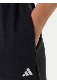 Adidas - adidas Spodnie dresowe Essentials Small Logo JD7999 Czarny Loose Fit. Kolor: czarny. Materiał: bawełna #4