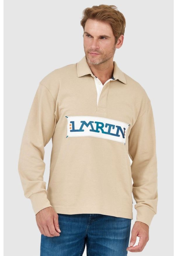 La Martina - LA MARTINA Beżowa bluza polo z wyszywanym z logo. Typ kołnierza: polo. Kolor: beżowy. Materiał: jersey