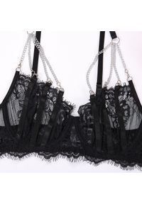 Intica - Komplet bielizny z koronką i srebrnymi łańcuszkami na randkę Nune. Kolor: czarny. Materiał: koronka. Wzór: koronka #7