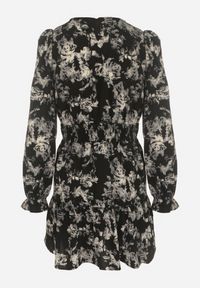 Born2be - Czarna Rozkloszowana Sukienka o Kwiatowym Wzorze z Falbanką i Gumką w Talii Sarasila. Kolor: czarny. Wzór: kwiaty #5