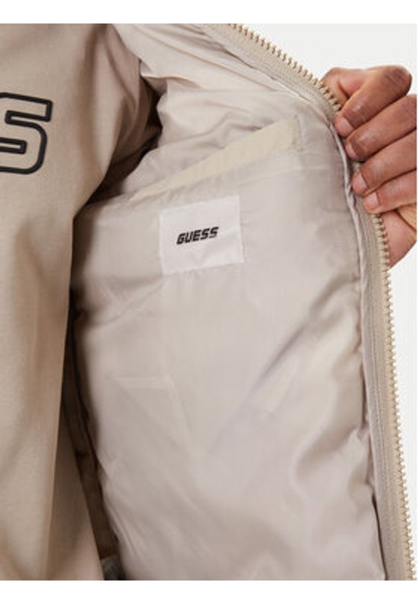 Guess Kurtka przejściowa Z5YL09 WGTN0 Beżowy Regular Fit. Kolor: beżowy. Materiał: syntetyk