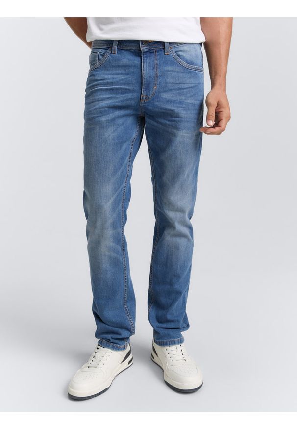 Męskie Spodnie Jeansowe Tom Tailor Josh Used Mid Stone Blue Denim Regular Slim Fit 1007860 10119, W38 L30. Okazja: na co dzień, na randkę, na spotkanie biznesowe. Długość: długie. Wzór: jednolity. Styl: casual, biznesowy, elegancki, klasyczny