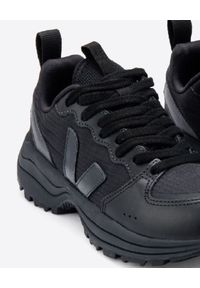 Veja - VEJA - Czarne sneakersy z logo Venturi. Kolor: czarny. Materiał: materiał, guma. Technologia: Venturi (Schöffel). Wzór: aplikacja
