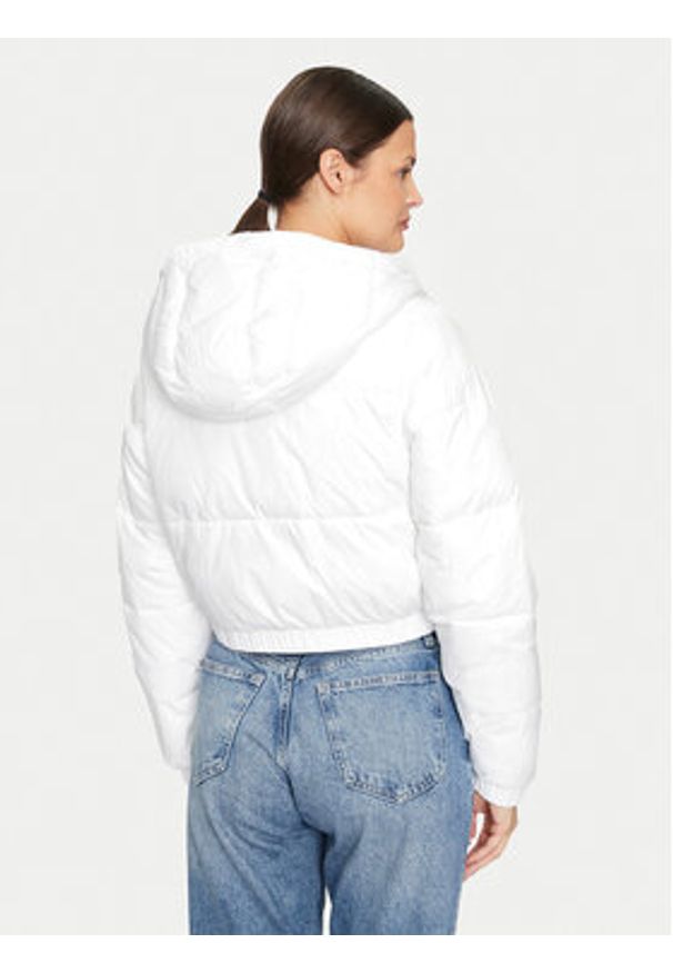 Tommy Jeans Kurtka zimowa DW0DW18313 Biały Cropped Fit. Kolor: biały. Materiał: syntetyk. Sezon: zima