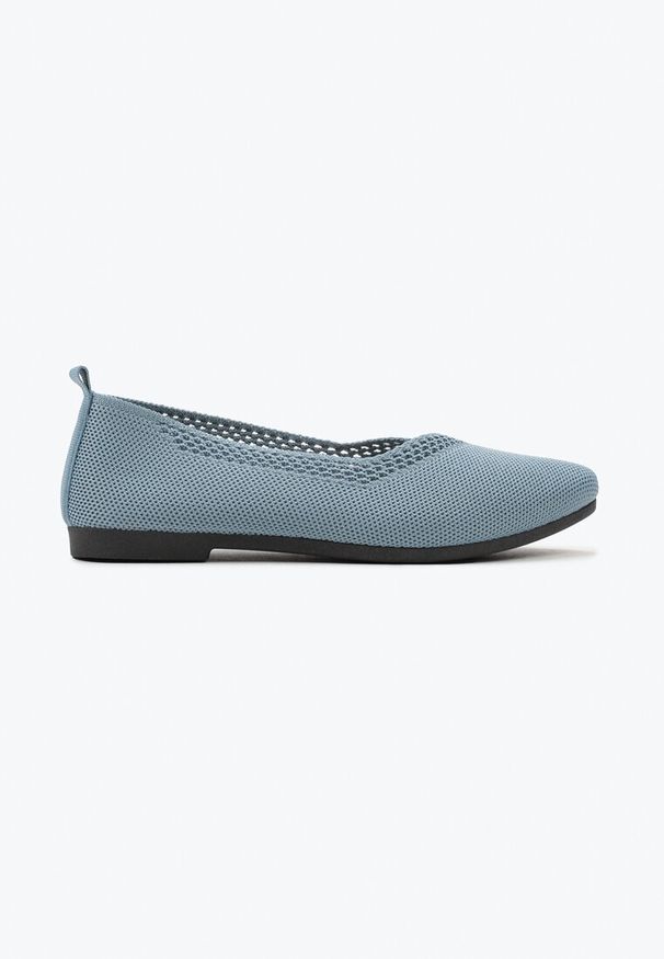 Born2be - Jasnoniebieskie Plecione Balerinki z Ażurowymi Wycięciami Jene. Kolor: niebieski. Materiał: materiał. Wzór: ażurowy. Obcas: na płaskiej podeszwie