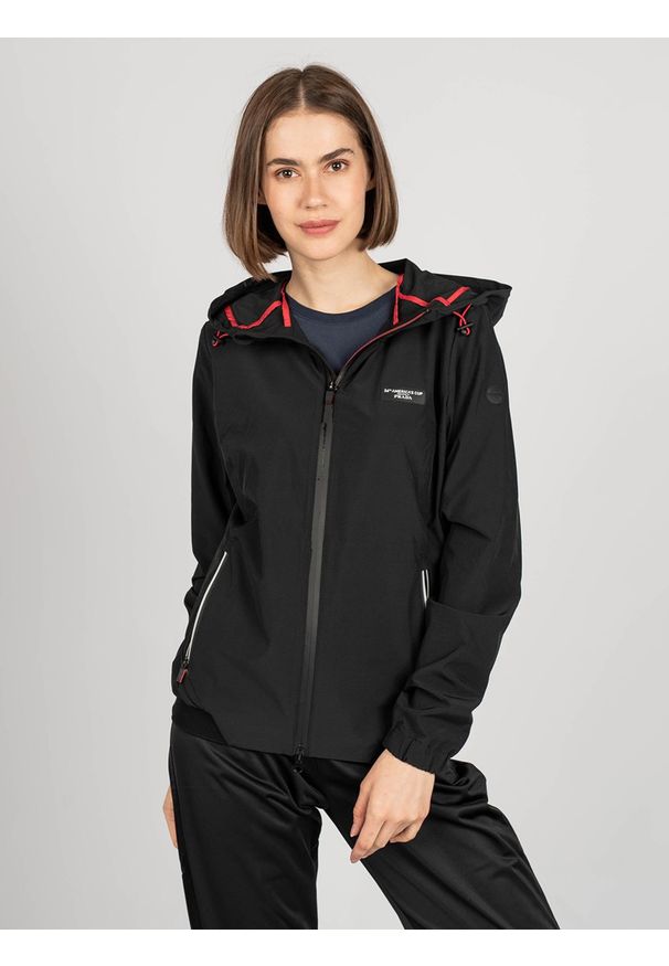 North Sails X Prada Kurtka "Takapuna" | 45 0509 000 0999 460 | TAKAPUNA | Kobieta | Czarny. Okazja: na co dzień. Typ kołnierza: kaptur. Kolor: czarny. Materiał: poliester, elastan. Wzór: nadruk, aplikacja. Styl: casual