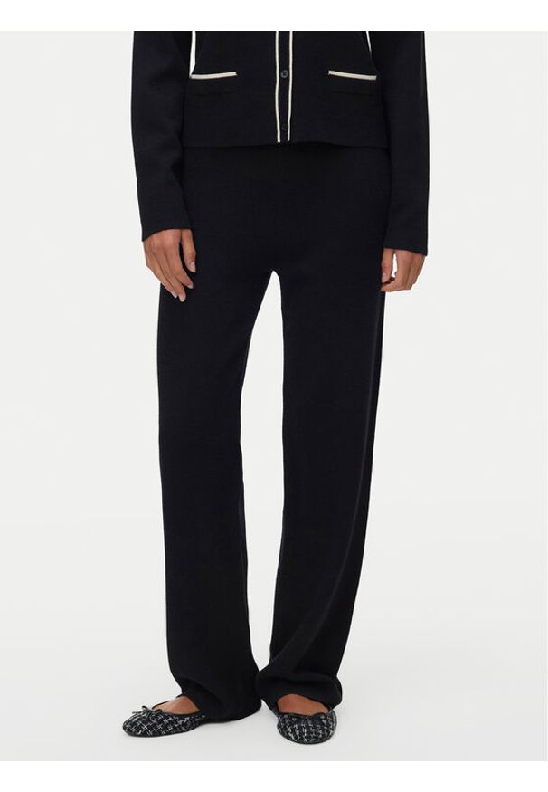 Vero Moda Spodnie dzianinowe Gold 10337637 Czarny Loose Fit. Kolor: czarny. Materiał: syntetyk