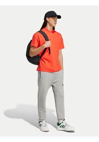 Adidas - adidas T-Shirt ALL SZN IY4139 Pomarańczowy Loose Fit. Kolor: pomarańczowy. Materiał: bawełna #4