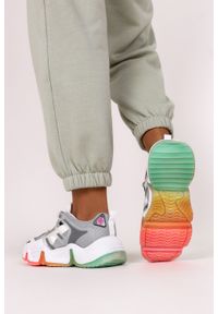 Casu - Szare sneakersy na platformie buty sportowe sznurowane casu 21f3/g. Kolor: szary, biały, wielokolorowy. Obcas: na platformie #1