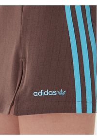 Adidas - adidas Spódnica mini JX5305 Brązowy Regular Fit. Kolor: brązowy. Materiał: syntetyk #5