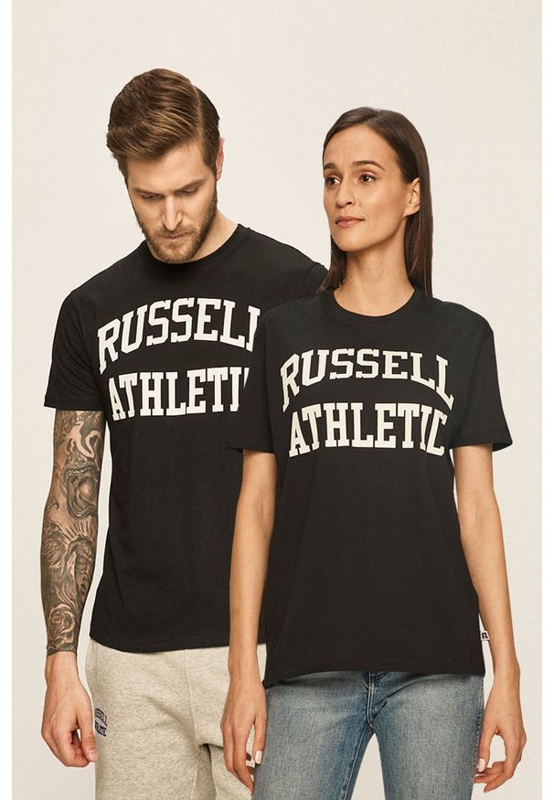 Russell Athletic - T-shirt. Okazja: na co dzień. Kolor: czarny. Materiał: bawełna, dzianina. Wzór: nadruk. Styl: casual