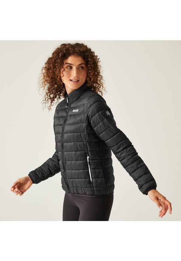 Regatta - Kurtka ocieplana damska Hillpack II. Kolor: czarny. Materiał: puch, poliamid. Sport: turystyka piesza
