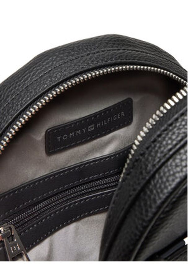 TOMMY HILFIGER - Tommy Hilfiger Plecak Th Central Sling Bag AM0AM13575 Czarny. Kolor: czarny. Materiał: skóra