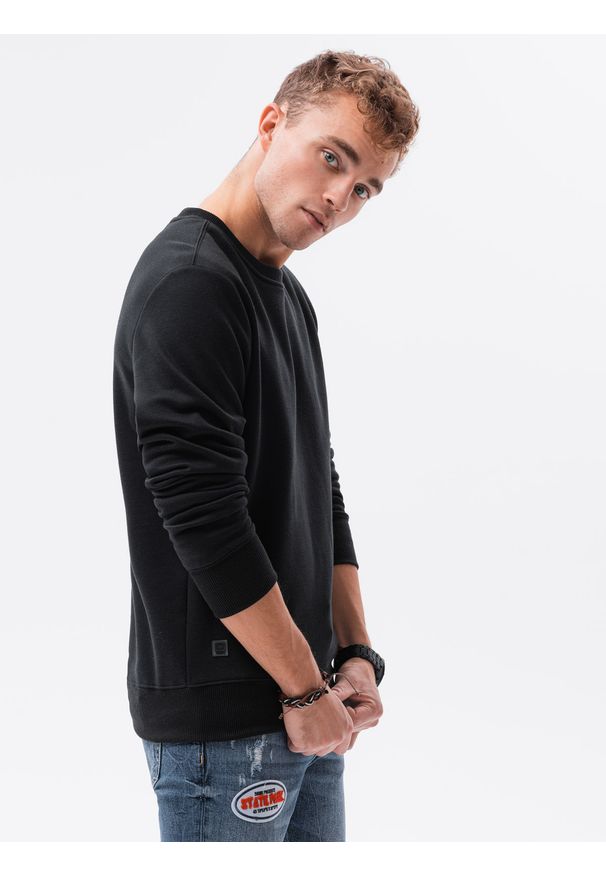 Czarna bluza Ombre Clothing klasyczna, bez kaptura, na co dzień