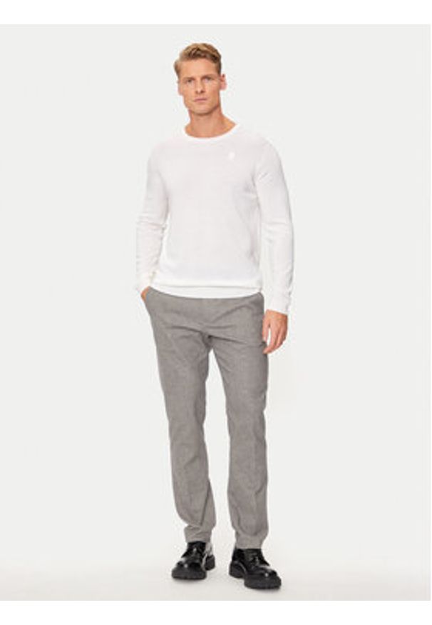 Karl Lagerfeld - KARL LAGERFELD Sweter 655000 544399 Biały Regular Fit. Typ kołnierza: dekolt w karo. Kolor: biały. Materiał: wełna