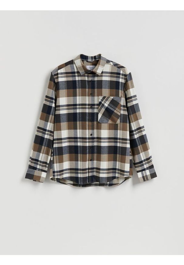 Reserved - Koszula regular fit w kratę - beżowy. Kolor: beżowy. Materiał: tkanina