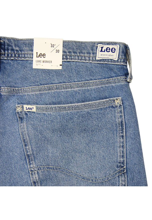 Lee - LEE LUKE WORKER MĘSKIE SPODNIE JEANSOWE JEANSY POLO BLUE L75HFOGW 112120920